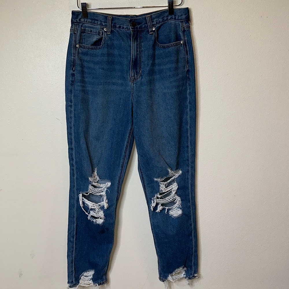 American Eagle Moms Jean Distress Sz 8